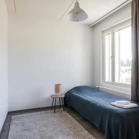 Convenient For 3 * Kirkkonummi